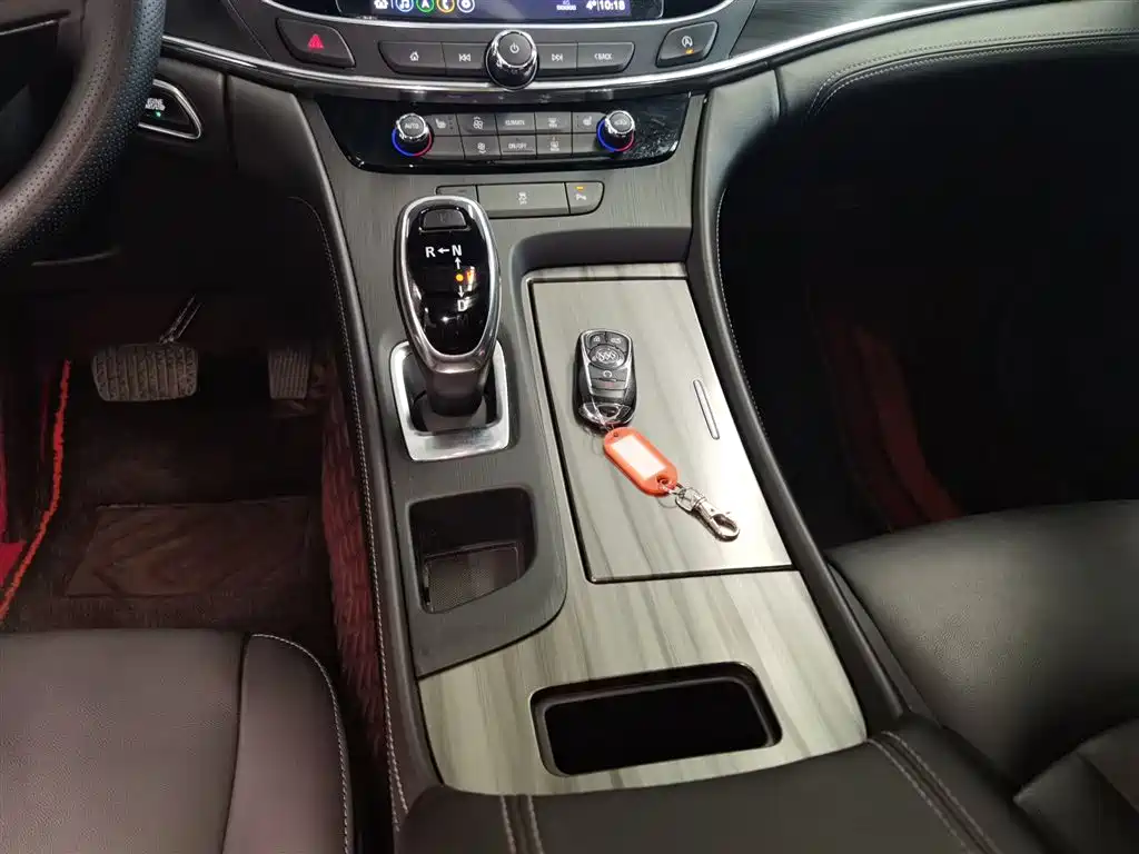 LaCrosse 2022 652T luxury model купить на сайте DeffCars
