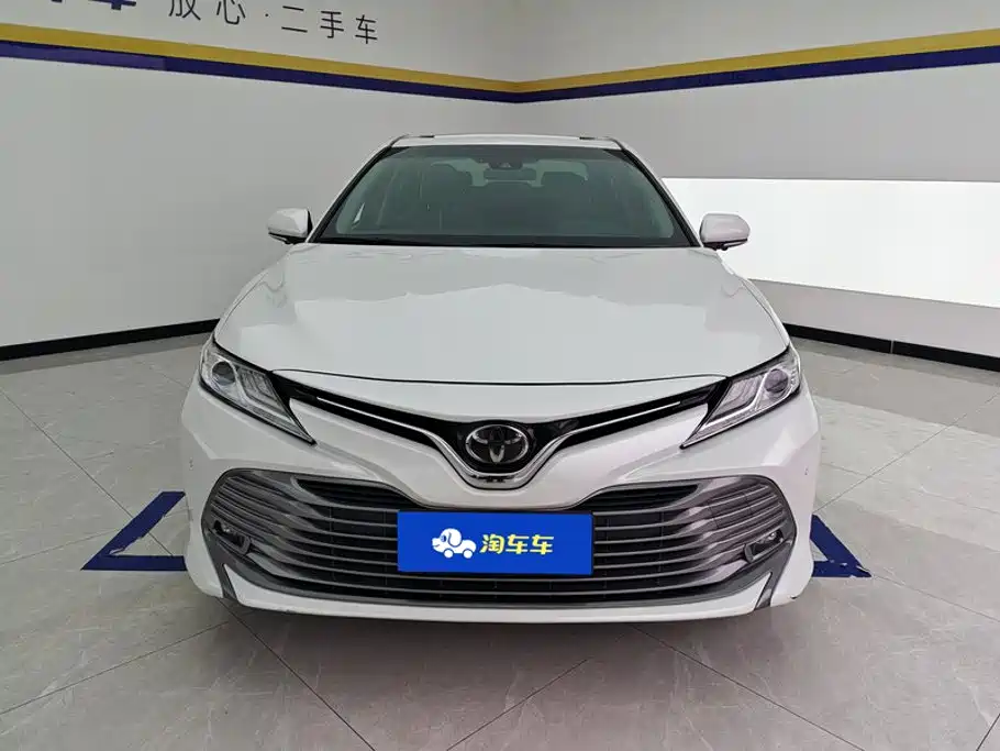 Camry 2019 facelift 2.0G Deluxe Edition купить на сайте DeffCars