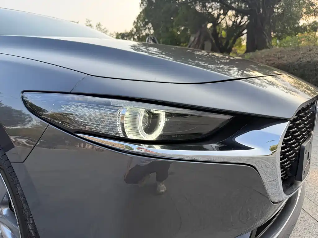 Mazda3 Angkesela 2023 2.0L Automatic Premium Edition купить на сайте DeffCars
