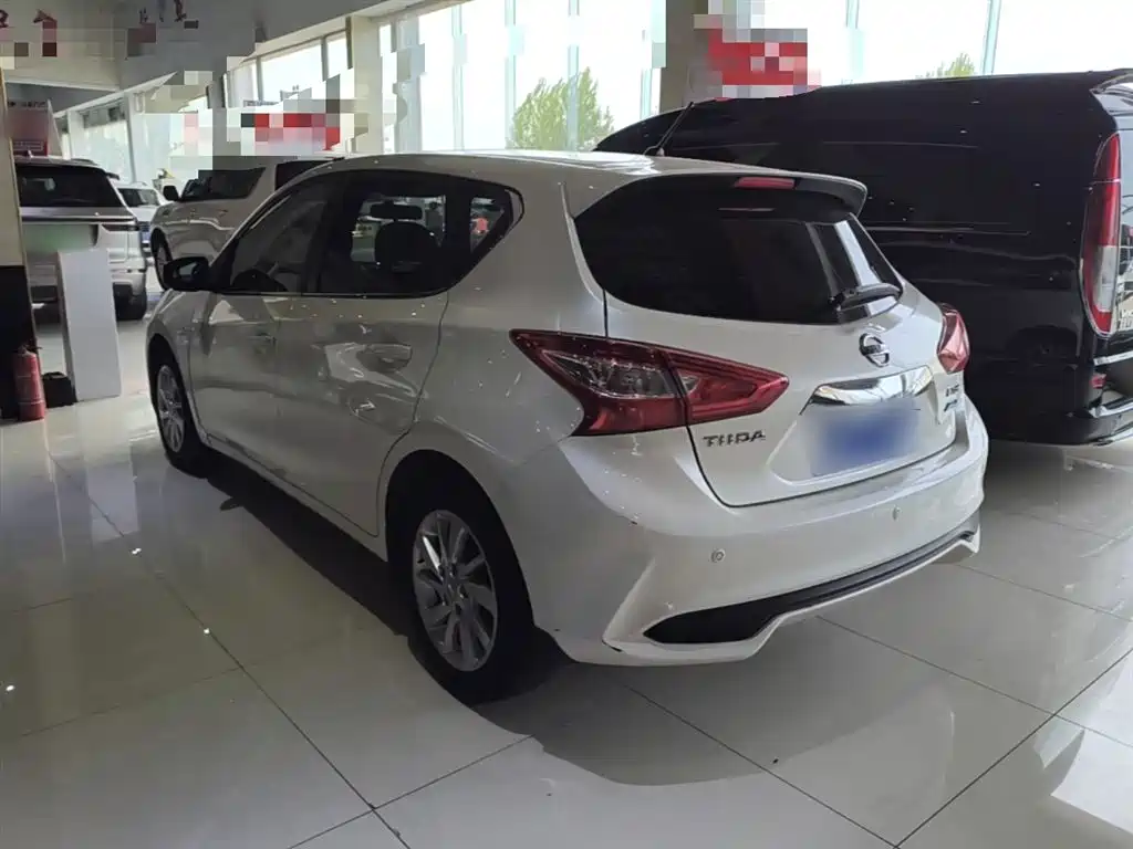 Tiida 2016 1.6L CVT cool version купить на сайте DeffCars