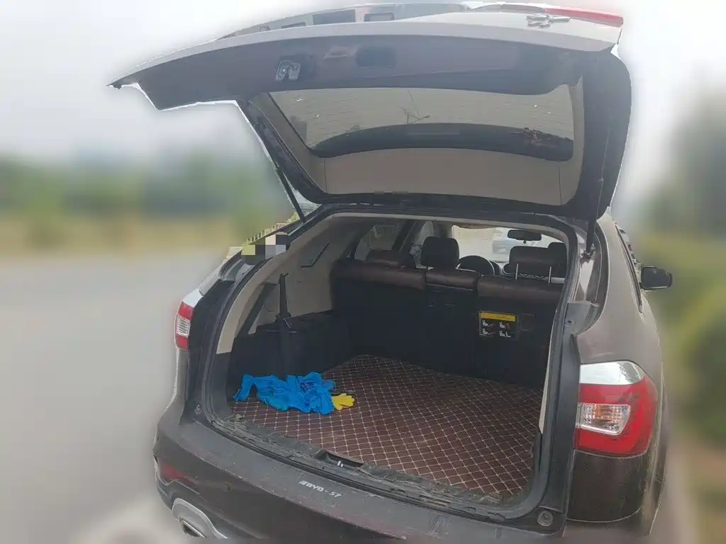 BYD S7 2015 1.5T manual premium model купить на сайте DeffCars