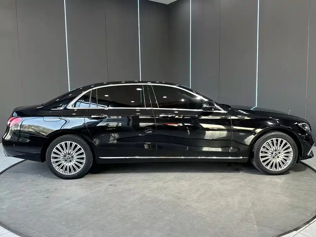 Mercedes-Benz E-Class 2023 E 300 L Fashion купить на сайте DeffCars