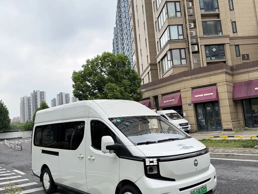 Changan Kaicheng V919 2025 express cabin Ningde era 88kwh long axis high roof smart 6 seats купить на сайте DeffCars