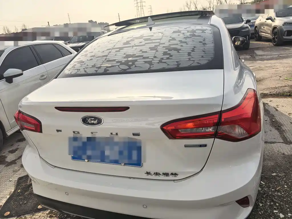 Focus 2021 Sedan EcoBoost 180 Automatic NeochaEDGE купить на сайте DeffCars
