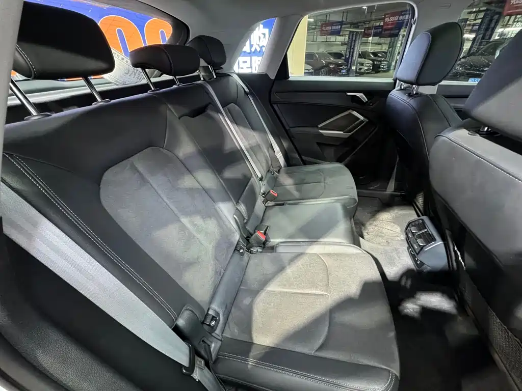 Audi Q3 2022 35 TFSI aggressive and dynamic купить на сайте DeffCars