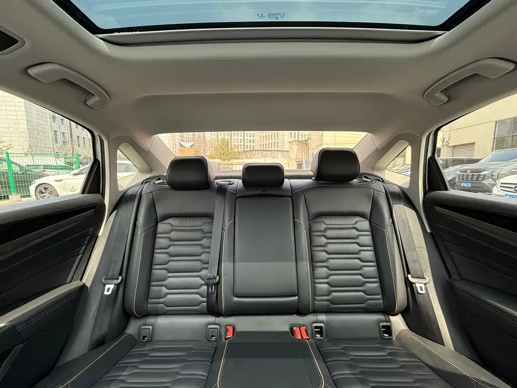Passat 2020 330TSI Elite Edition National VI купить на сайте DeffCars
