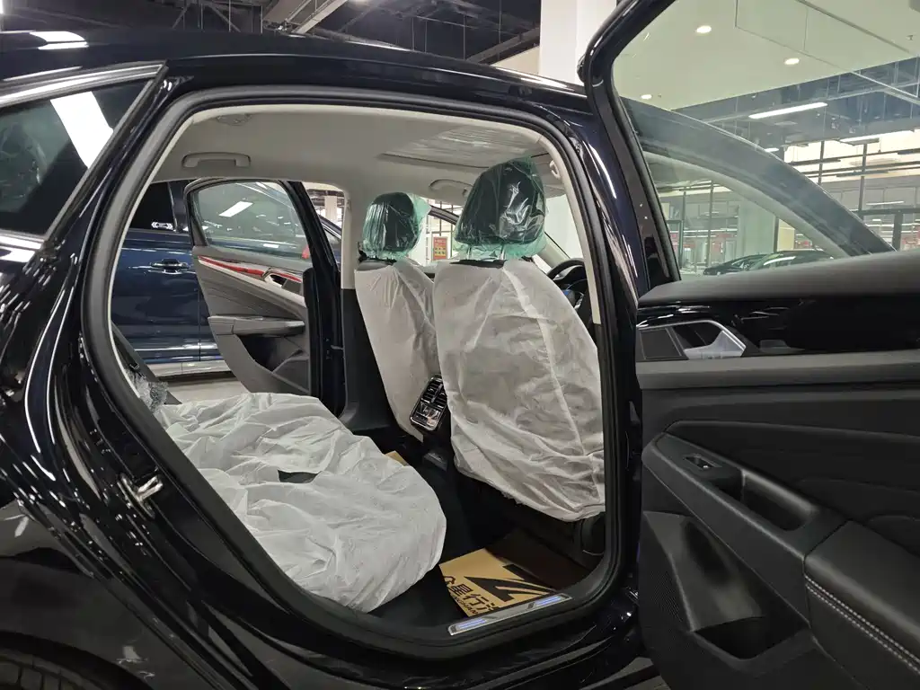 Passat New Energy 2025 430PHEV Hybrid Business Edition купить на сайте DeffCars