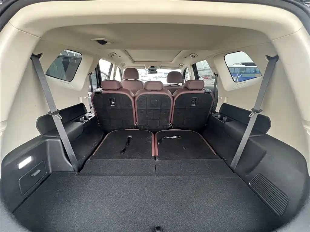 Haoyue 2022 1.8TD DCT luxury model 7 seats купить на сайте DeffCars