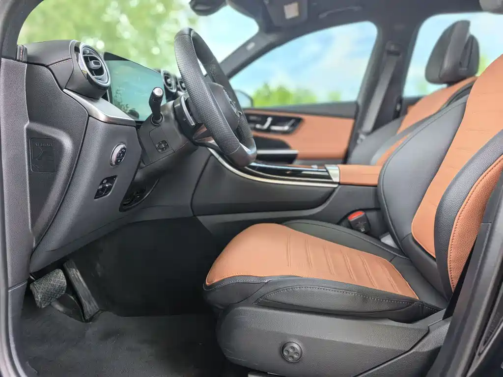 Mercedes-Benz GLC 2023 facelift GLC 300 L 4MATIC dynamic 7-seater купить на сайте DeffCars