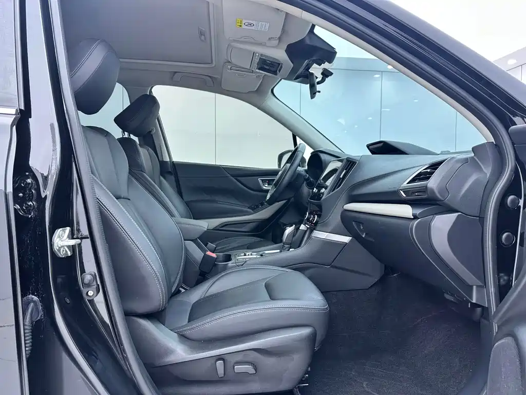 Forester 2022 2.0i AWD Ultimate EyeSight купить на сайте DeffCars