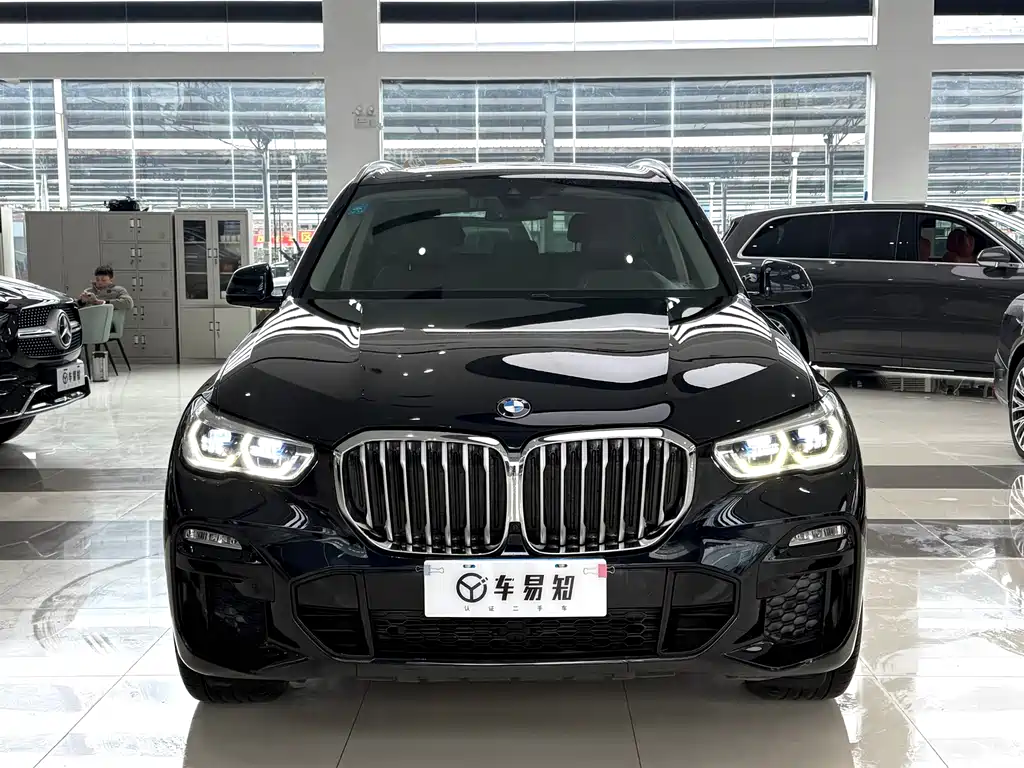 BMW X5 imported 2019 xDrive40i M sports package купить на сайте DeffCars