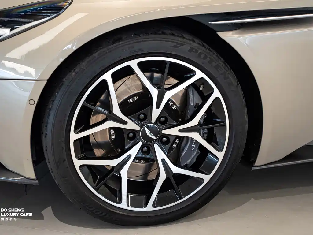 Aston Martin DB11 2019 4.0T V8 Volante купить на сайте DeffCars