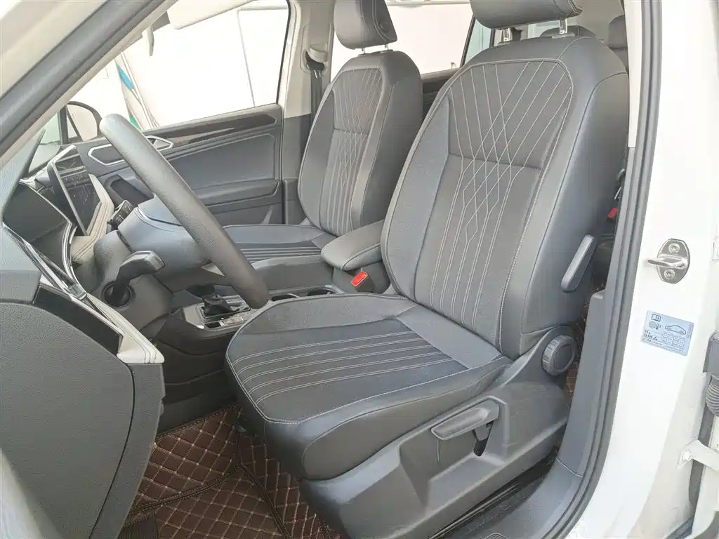 Tiguan L 2022 330TSI automatic two-wheel drive comfort version купить на сайте DeffCars