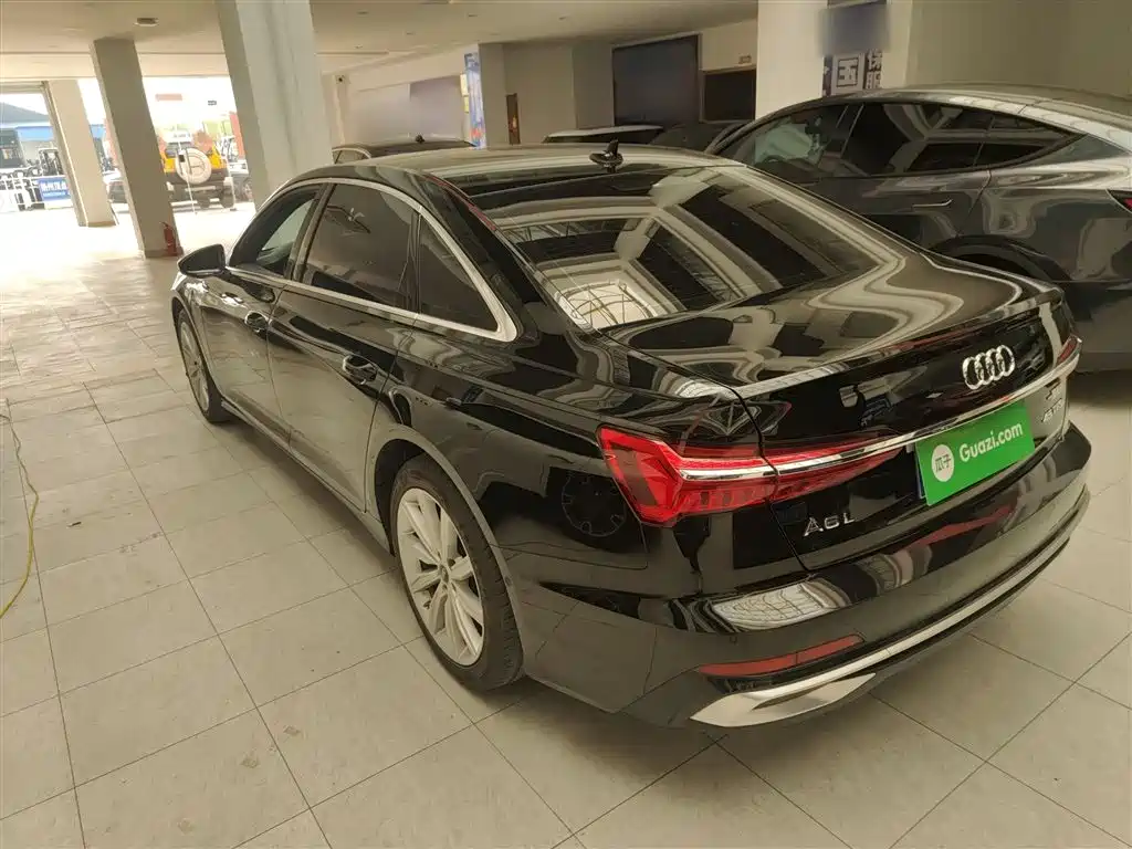 Audi A6L 2024 45 TFSI Premium Dynamic Model купить на сайте DeffCars