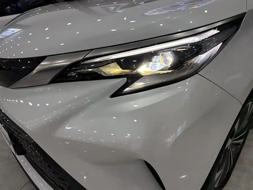 Grevia 2023 2.5L Hybrid Premium PLUS Edition купить на сайте DeffCars