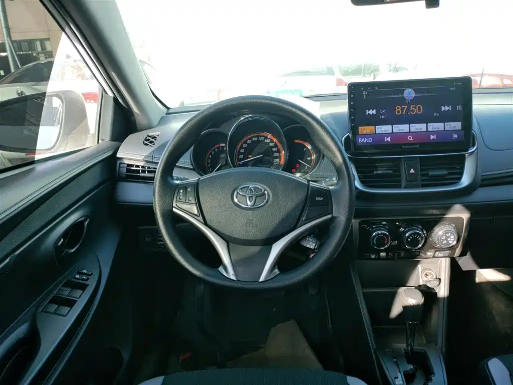 YARiS L Zhixuan 2022 model Zhixuan X 1.5L CVT leading PLUS version купить на сайте DeffCars