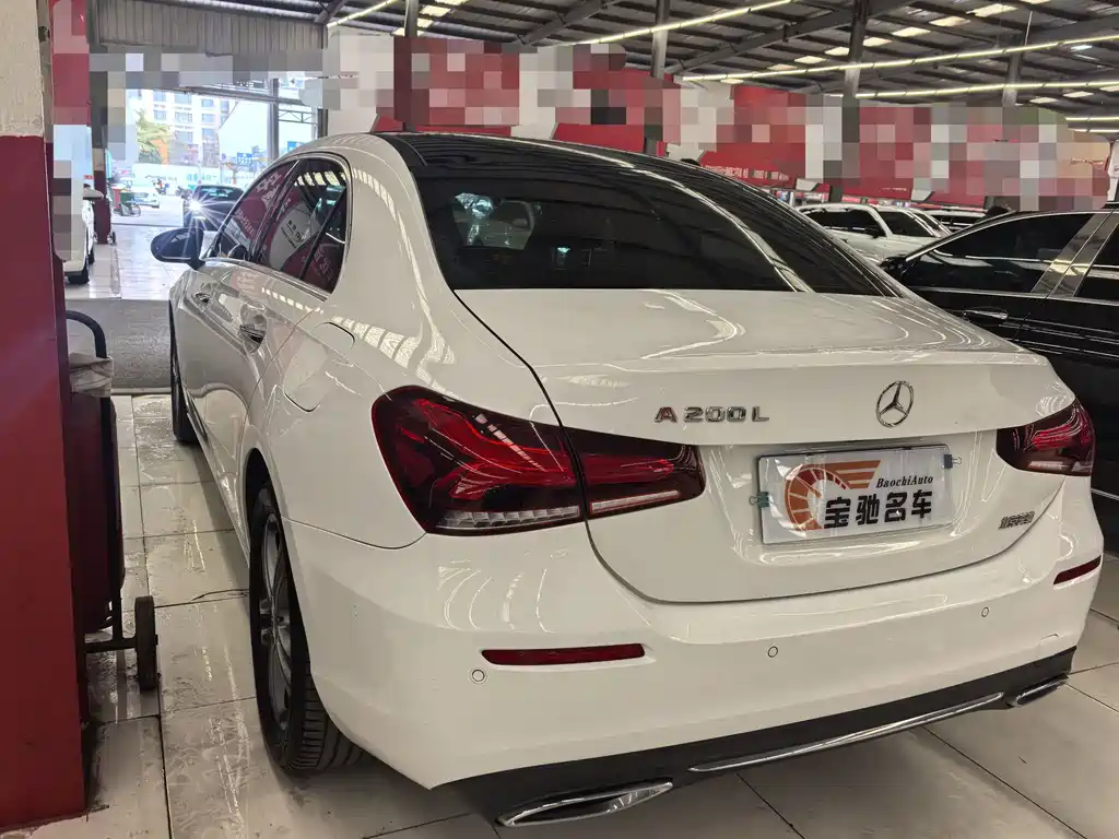Mercedes-Benz A-Class 2019 A 200 L купить на сайте DeffCars