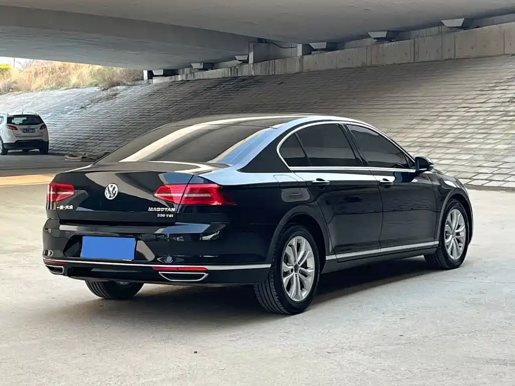 Magotan 2018 facelift 330TSI DSG luxury model купить на сайте DeffCars