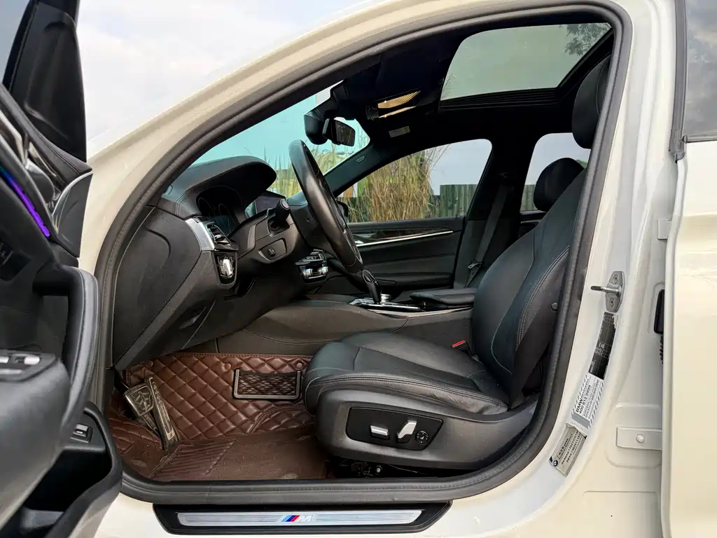 BMW 5 Series 2019 525Li M Sports Package купить на сайте DeffCars