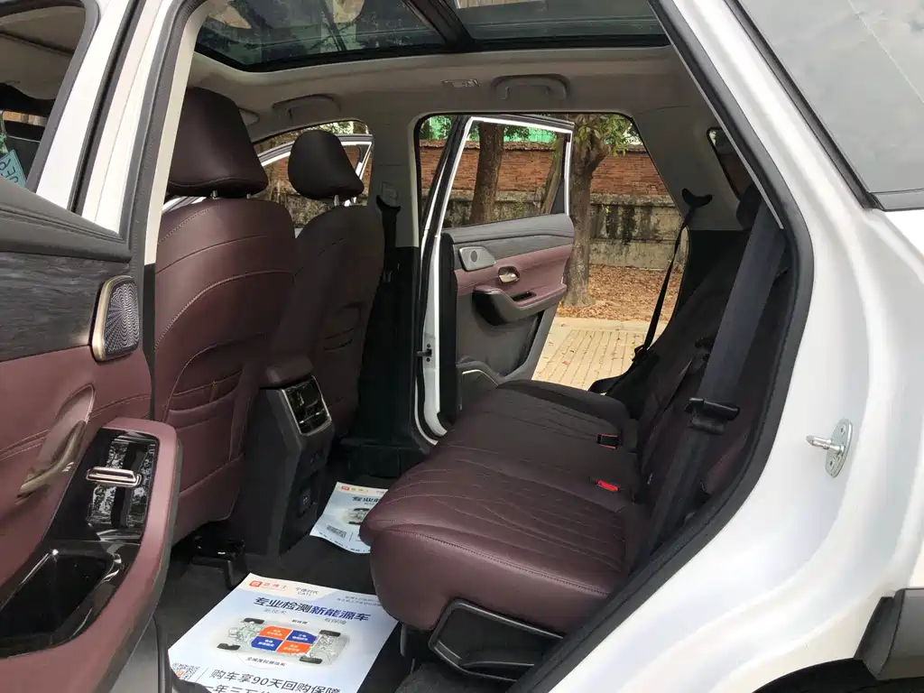 Jietu X90 PRO 2024 2.0T DCT Deluxe Edition 5 seats купить на сайте DeffCars