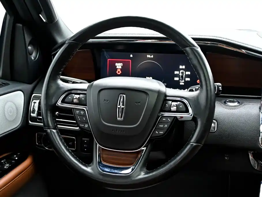 Navigator 2020 3.5T Honor Edition купить на сайте DeffCars
