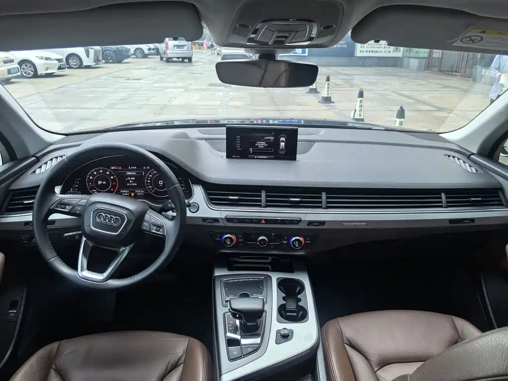 Audi Q7 2019 55 TFSI Technology купить на сайте DeffCars
