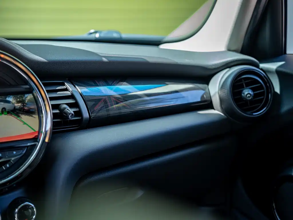 MINI 2019 1.5T COOPER Artist Five-Door Edition купить на сайте DeffCars