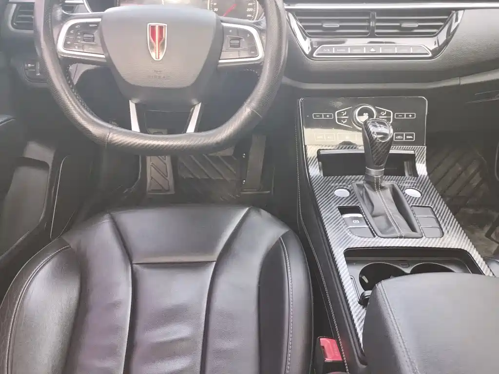 Hongqi H5 2019 30TD dynamic version купить на сайте DeffCars