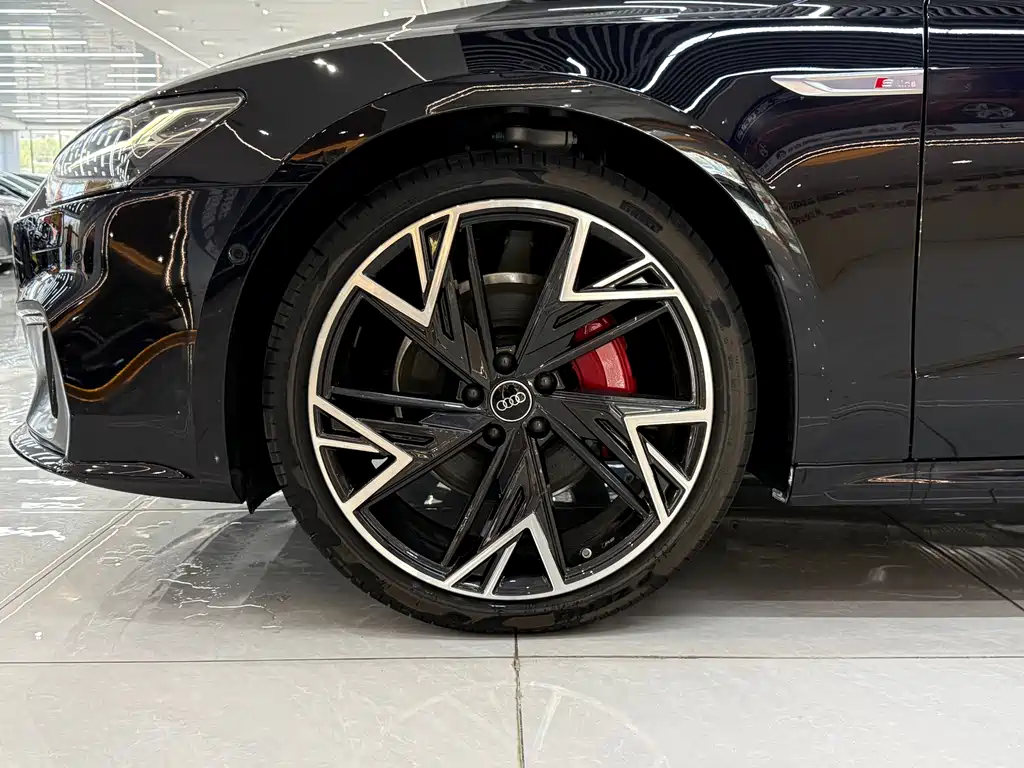 Audi A7L 2025 45 TFSI quattro Black Warrior Edition купить на сайте DeffCars