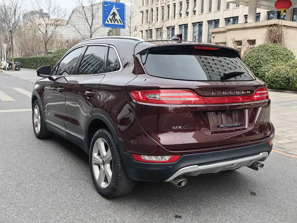 Lincoln MKC 2017 2.0T 2WD Exclusive Edition купить на сайте DeffCars