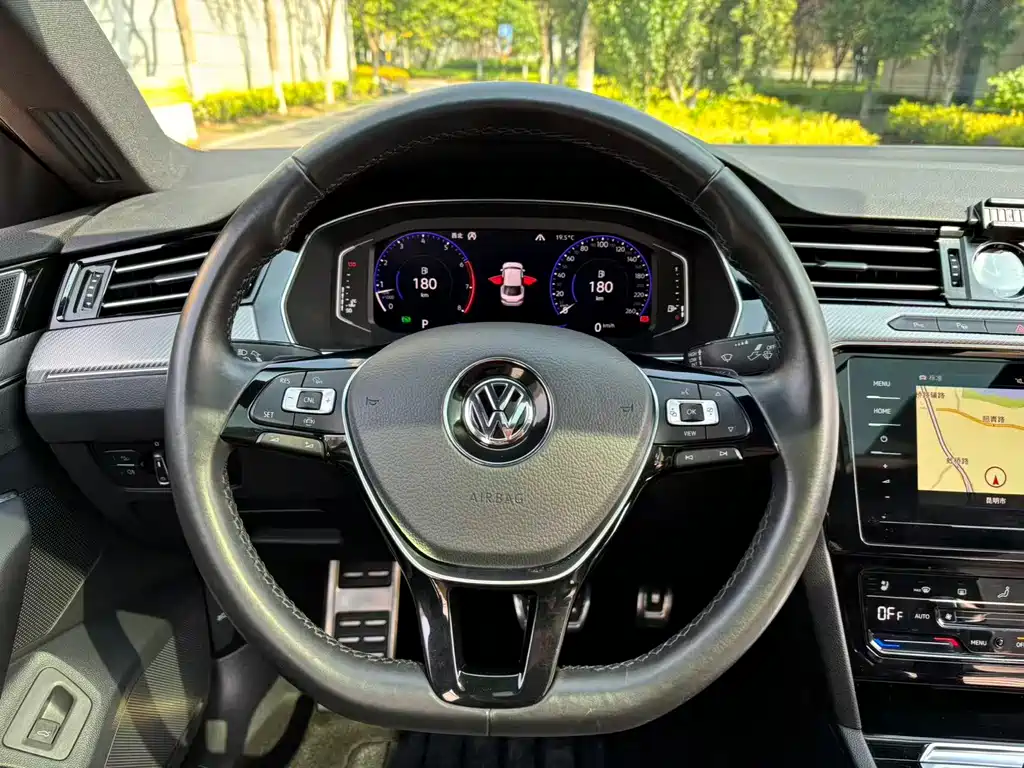 FAW-Volkswagen CC 2020 330TSI Charming Edition National VI купить на сайте DeffCars