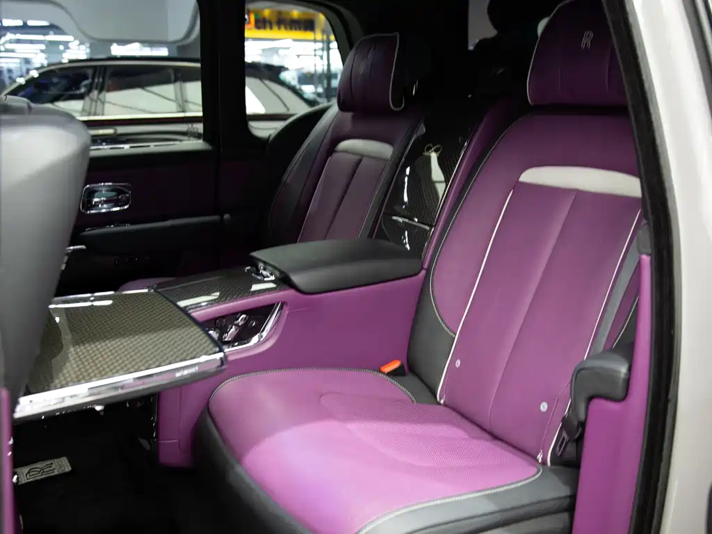 Cullinan 2020 Black Badge купить на сайте DeffCars