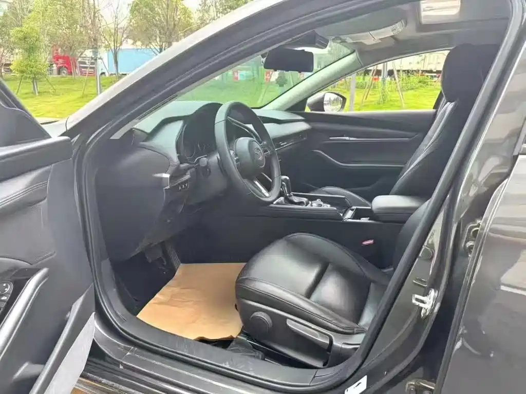 Mazda3 Angkesela 2021 2.0L automatic quality version купить на сайте DeffCars
