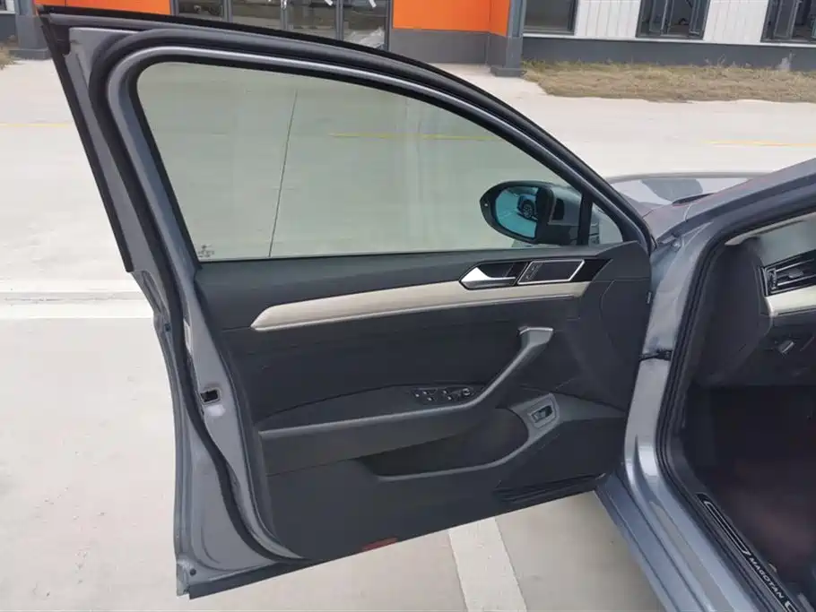 Magotan 2020 380TSI DSG luxury model купить на сайте DeffCars