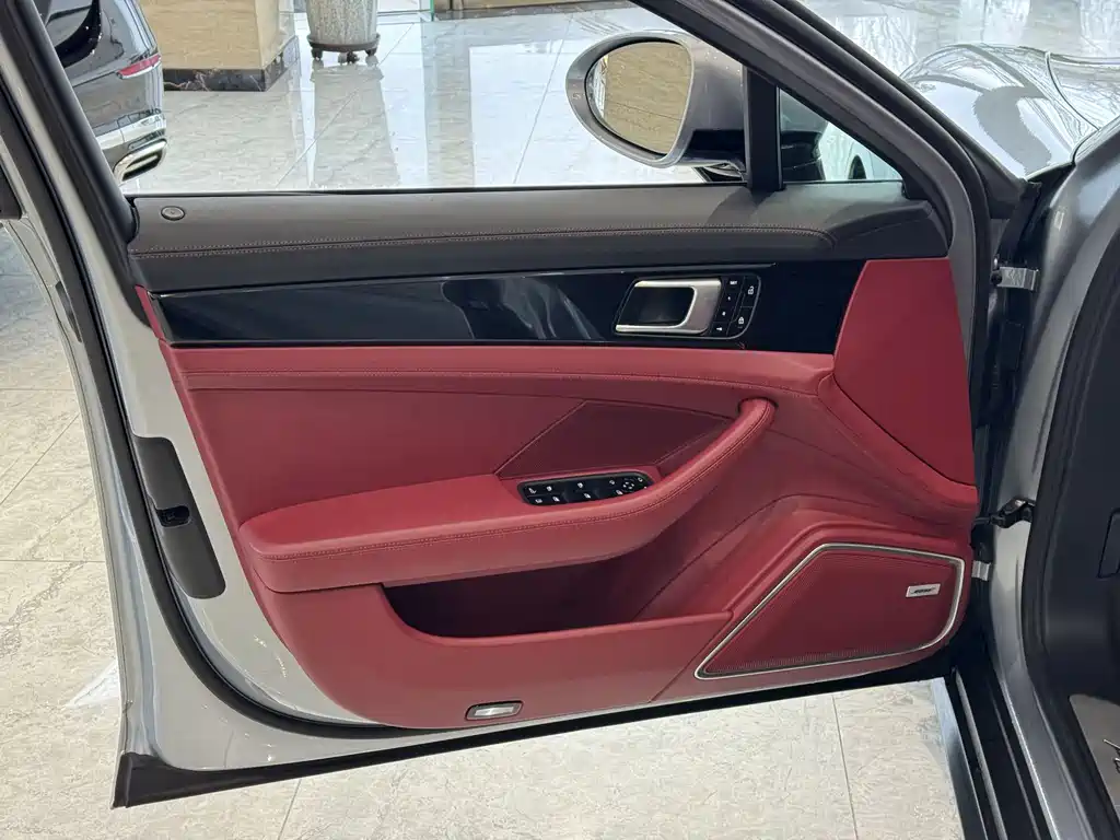 Panamera New Energy 2021 Panamera 4 E-Hybrid 2.9T купить на сайте DeffCars