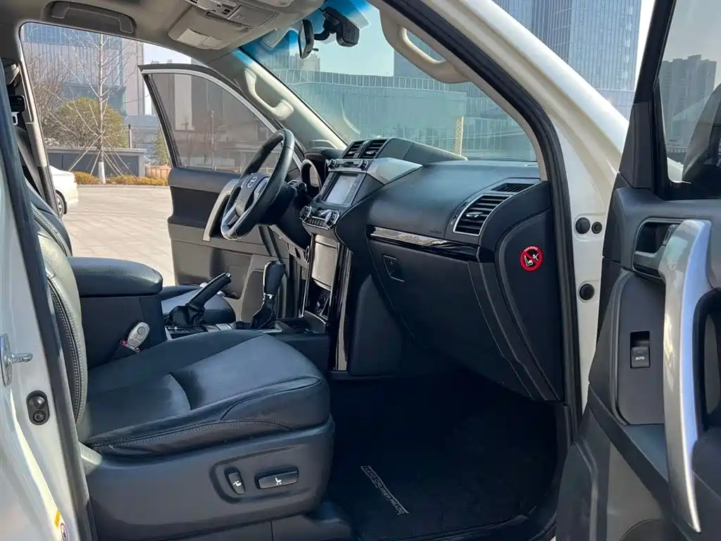 Prado 2016 2.7L automatic luxury version купить на сайте DeffCars