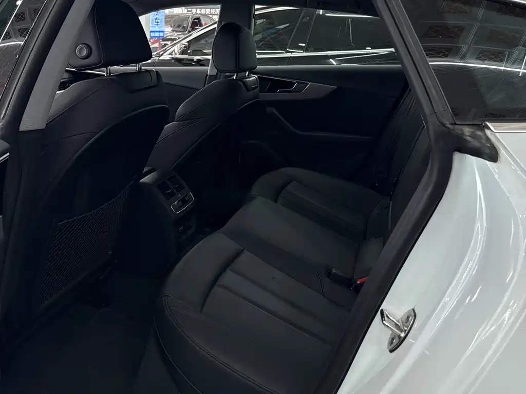 Audi A5 imported 2024 Sportback 40 TFSI fashionable and dynamic купить на сайте DeffCars