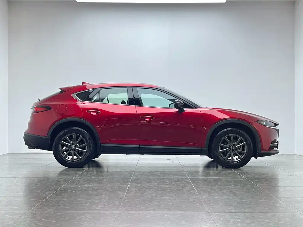 Mazda CX-4 2020 2.0L automatic two-wheel drive Blue Sky Vibrant Edition купить на сайте DeffCars
