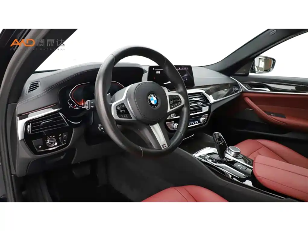 BMW 5 Series 2020 530Li Exclusive M Sports Package купить на сайте DeffCars