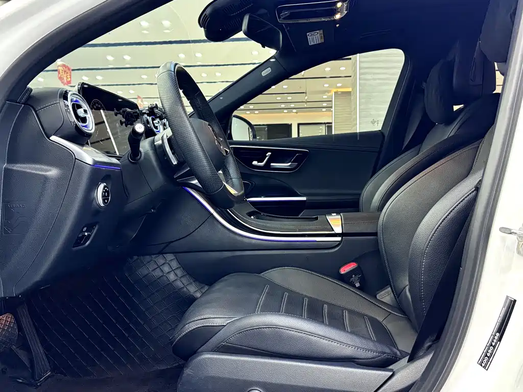 Mercedes-Benz C-Class 2024 facelift C 260 L sports version купить на сайте DeffCars