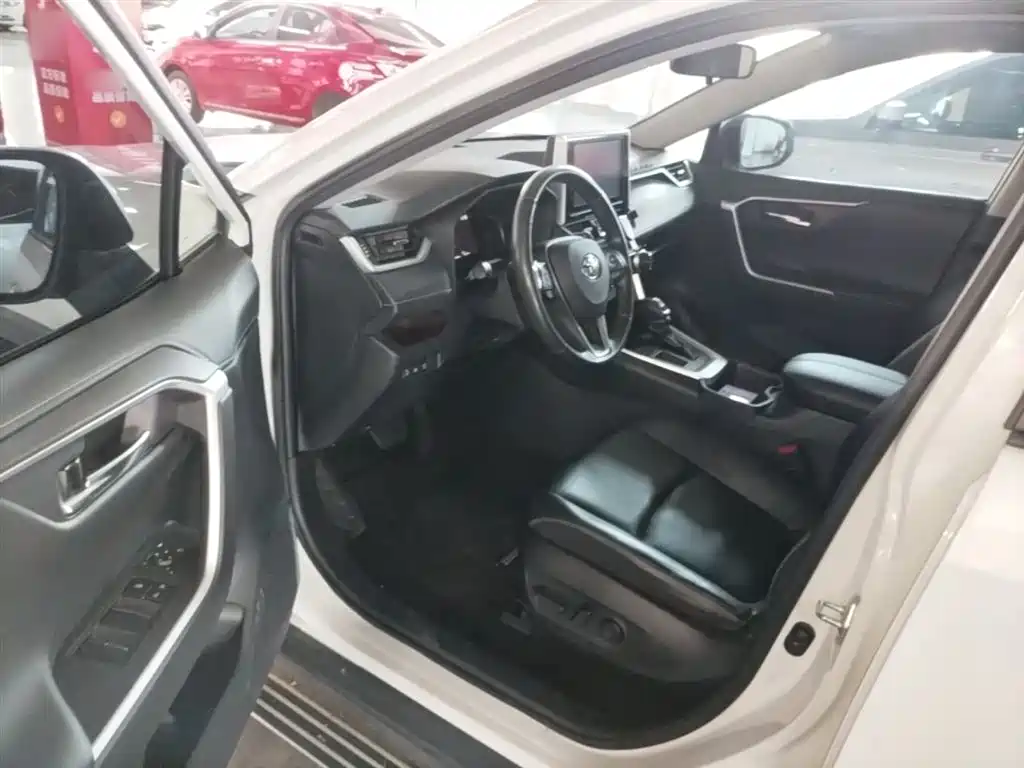 RAV4 Rongfang 2020 2.0L CVT two-wheel drive premium version купить на сайте DeffCars