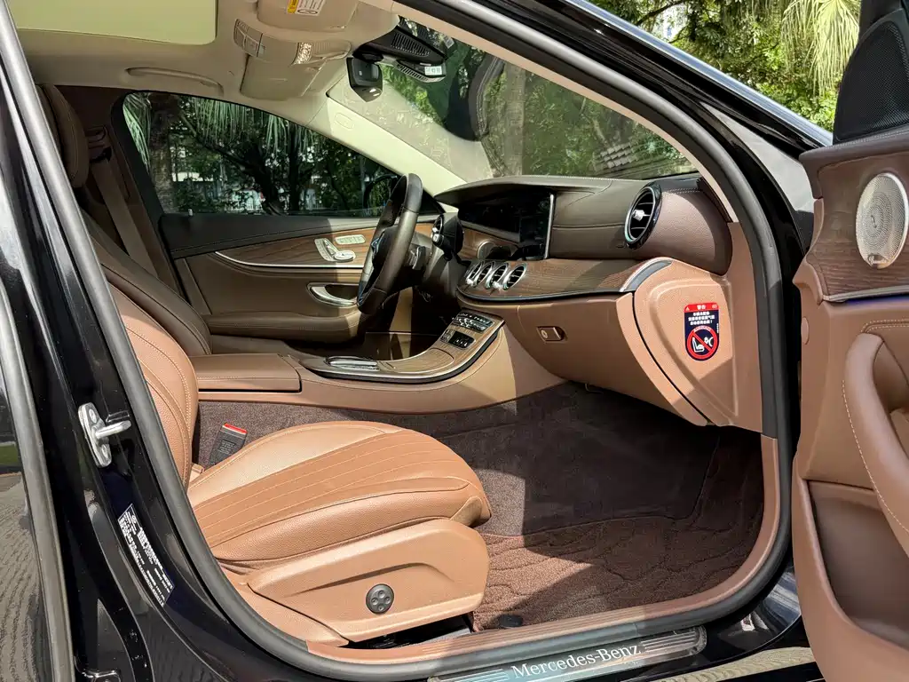 Mercedes-Benz E-Class 2021 E 300 L Luxury Model купить на сайте DeffCars