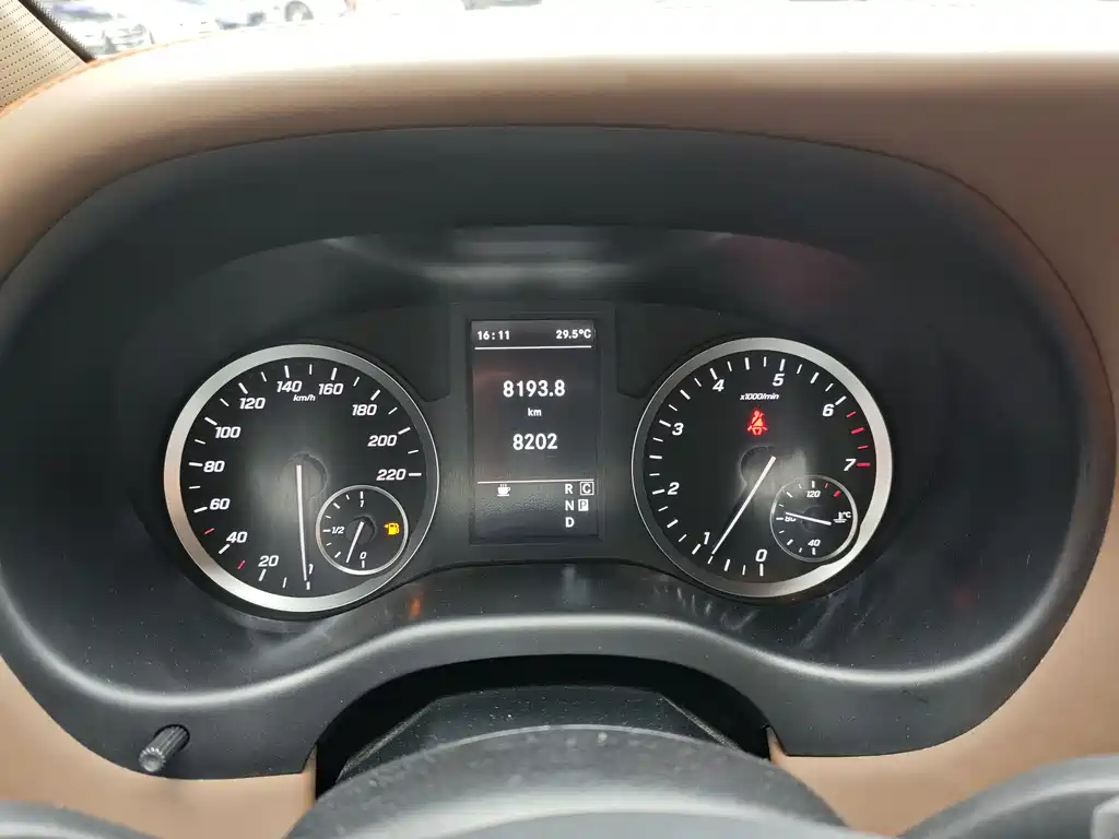 Vito 2023 2.0T Elite Edition 7 seats купить на сайте DeffCars