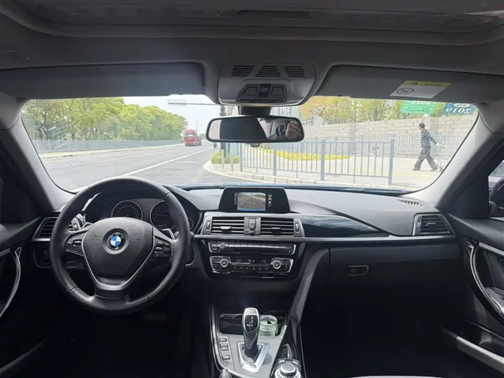 BMW 3 Series 2017 320Li M Sports купить на сайте DeffCars