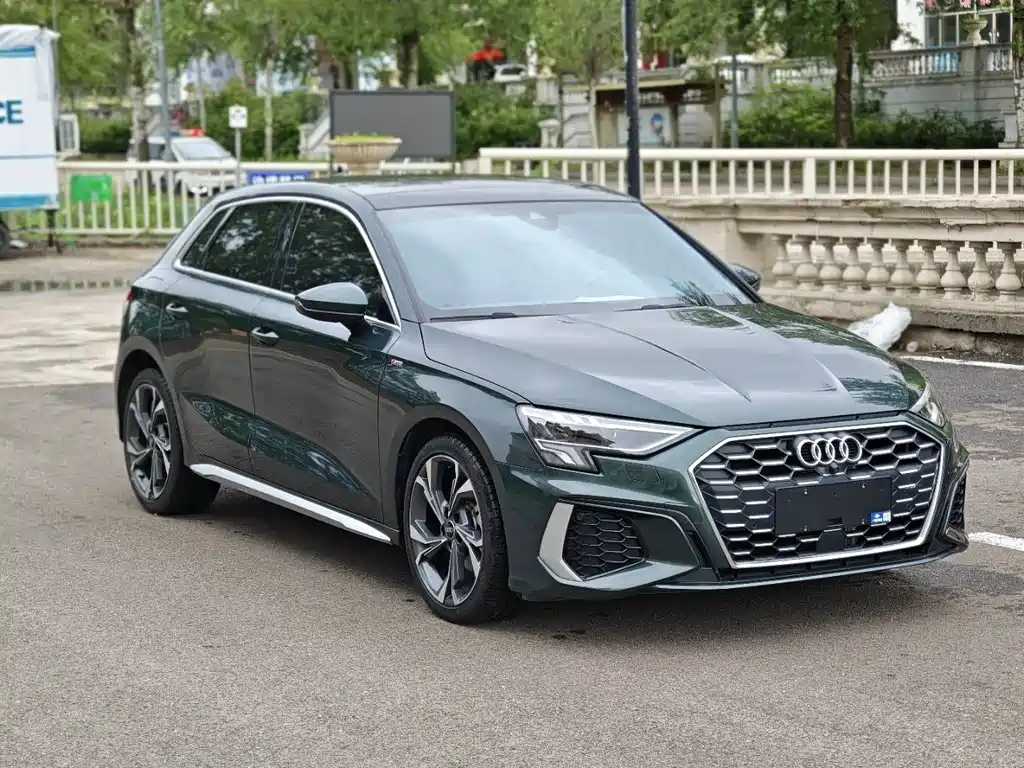 Audi A3 2023 Sportback 35 TFSI stylish and sporty купить на сайте DeffCars
