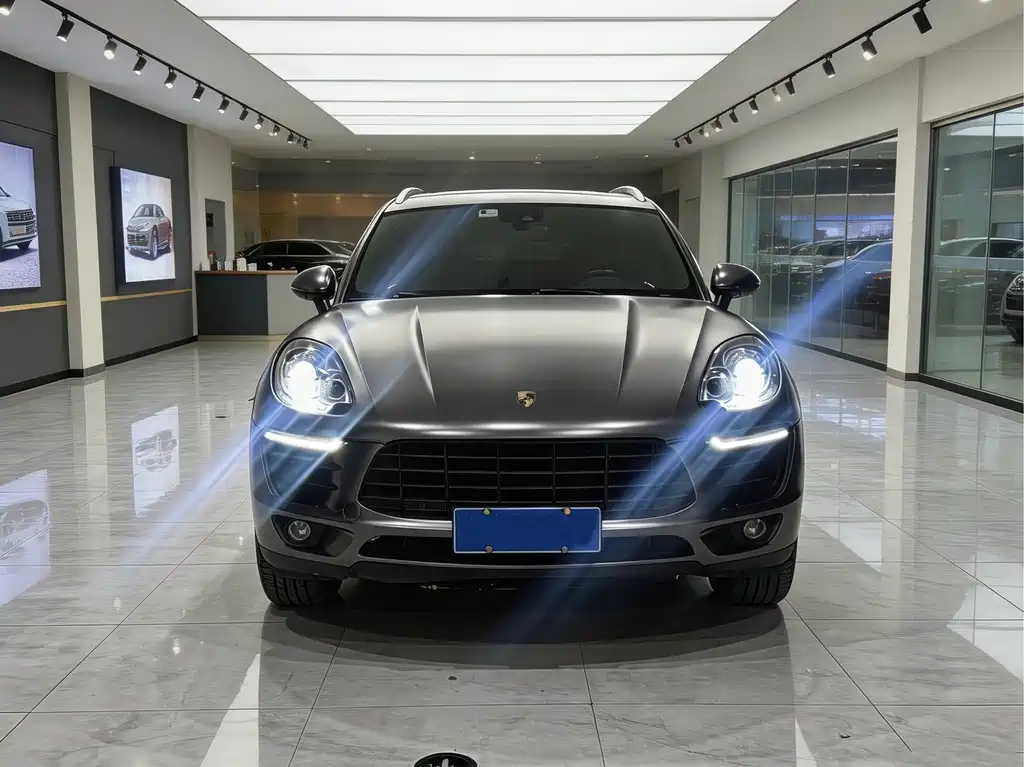 Macan 2017 Macan 2.0T купить на сайте DeffCars