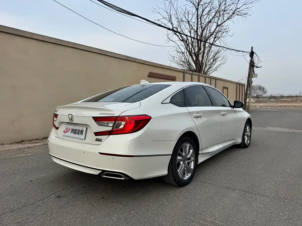 Accord 2018 260TURBO Deluxe Edition National VI купить на сайте DeffCars