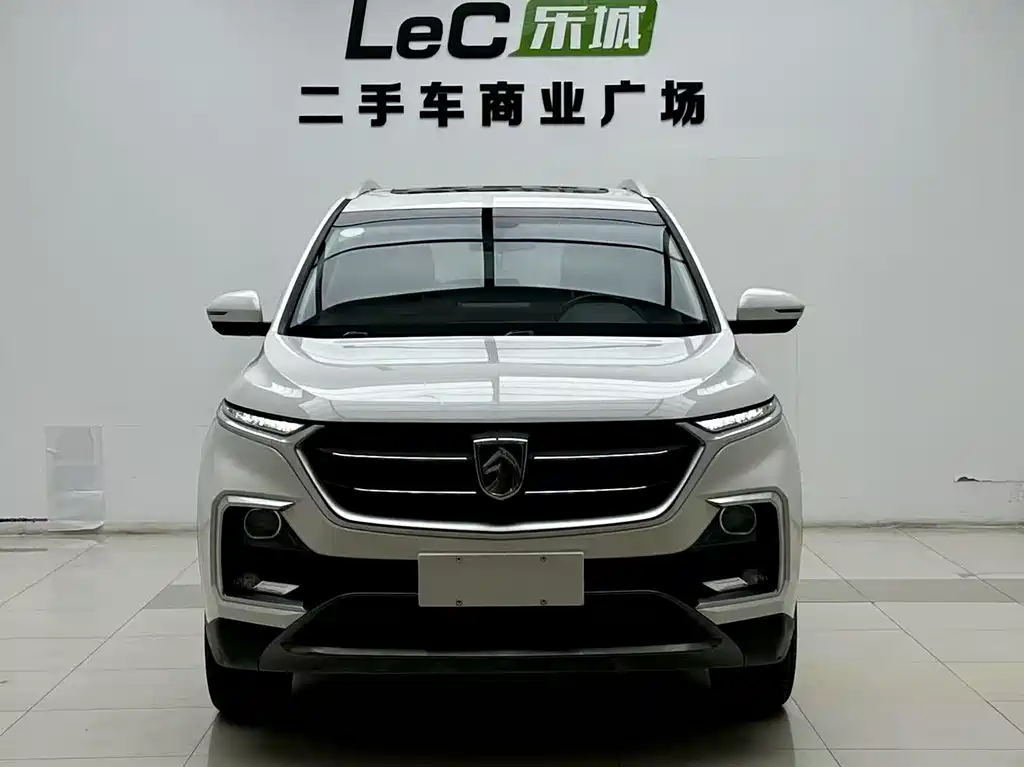 Baojun 530 2018 1.5T DCT flagship model National V купить на сайте DeffCars