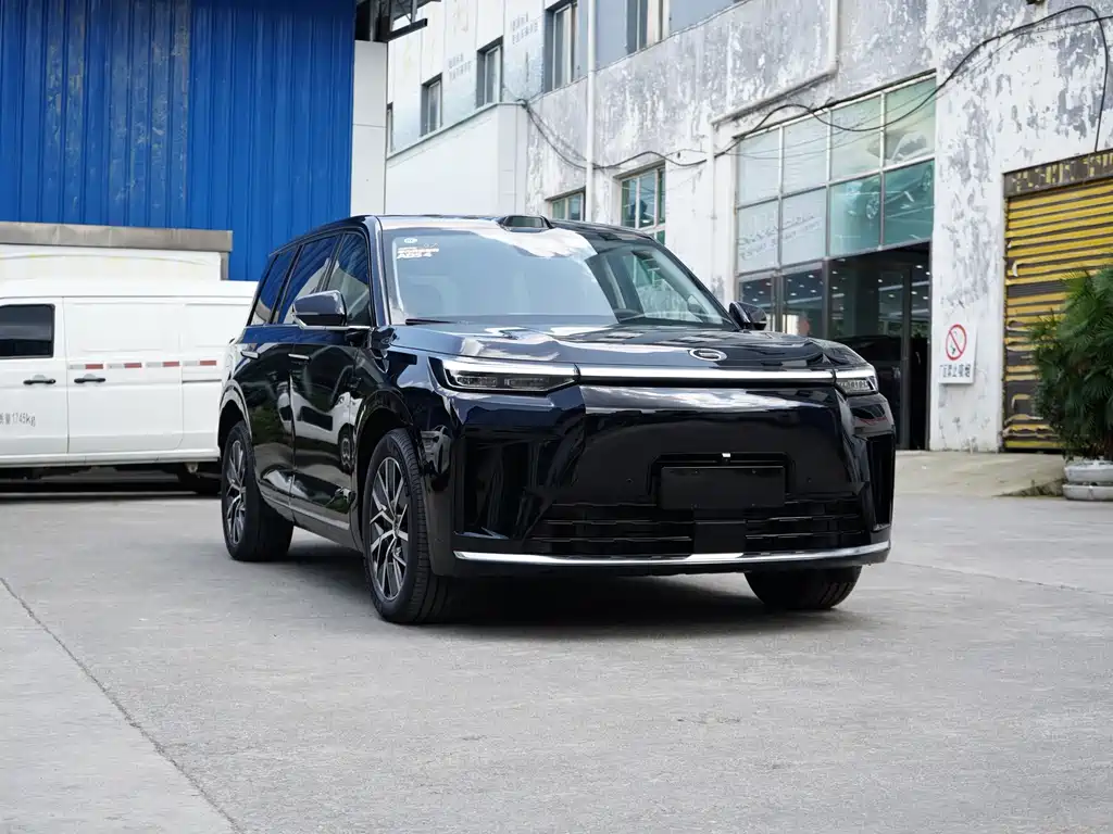 Trumpchi Yearning S9 2025 Qiankun UItra 5-seater купить на сайте DeffCars