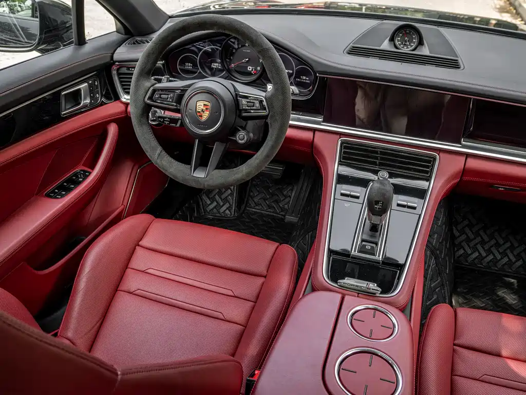 Panamera 2023 Panamera Executive Extended Edition 2.9T купить на сайте DeffCars
